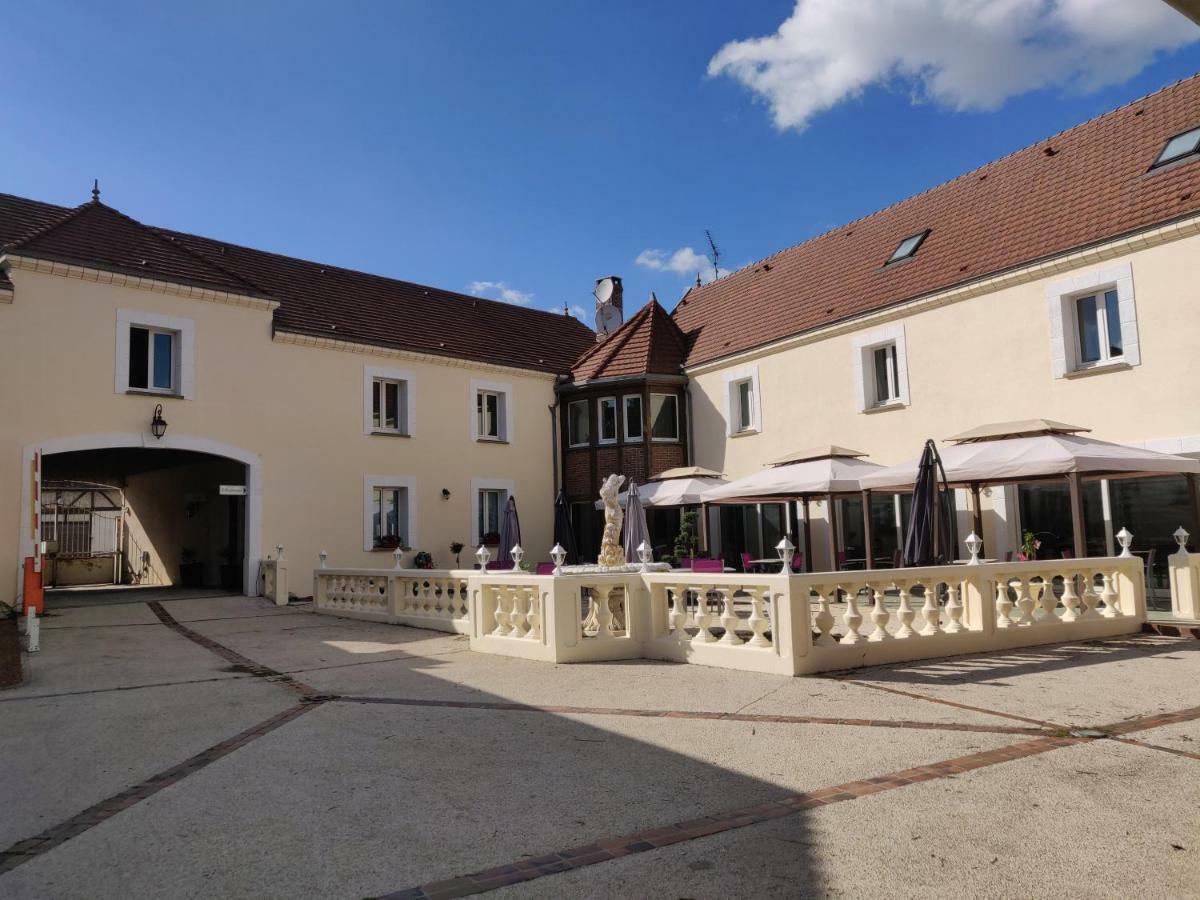 Hotel Le Marais Voue Bagian luar foto